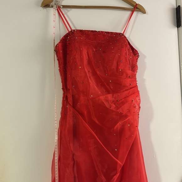 Night Scene Prom Dress - Picture 3 of 7